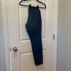 Jessica Simpson Maternity Jeggings